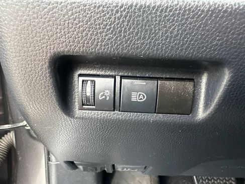 Used 2019 Toyota RAV4 LE w/ All Weather Liner Package AWD/4WD image 28