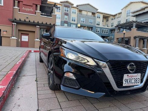 Used 2021 Nissan Altima 2.5 SR FWD image 24