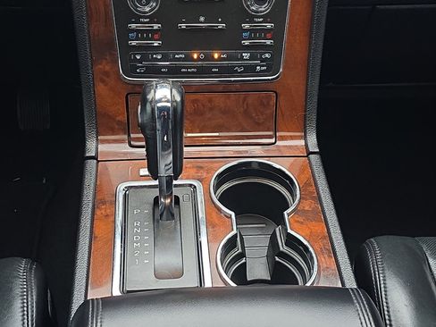 Used 2016 Lincoln Navigator L Select image 28