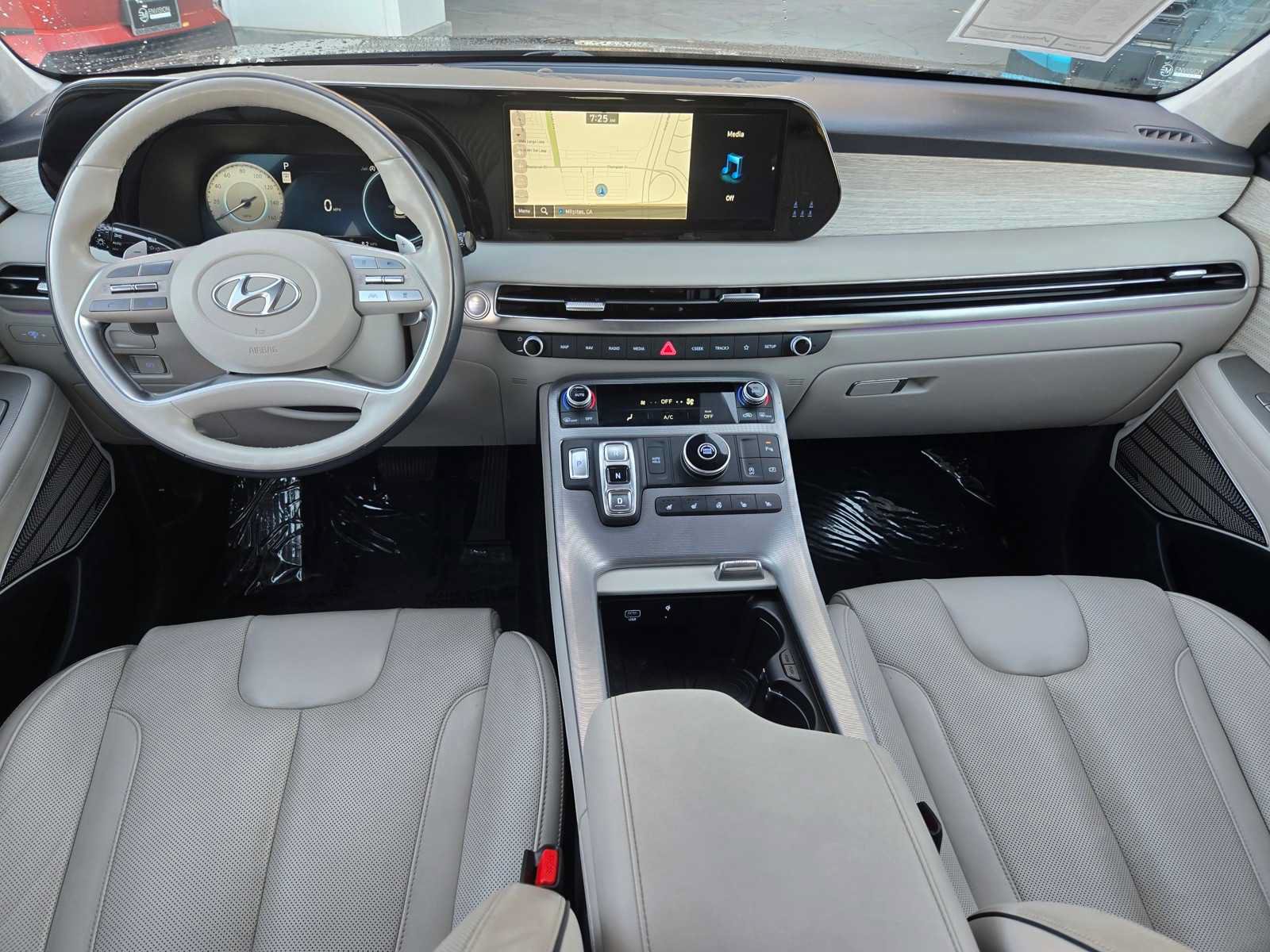 Used 2024 Hyundai Palisade Calligraphy FWD image 15