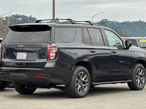 Used 2024 Chevrolet Tahoe Z71 image 2