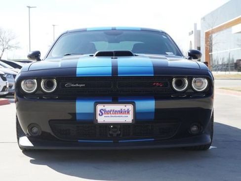 Used 2023 Dodge Challenger R/T Scat Pack w/ Plus Package RWD image 2