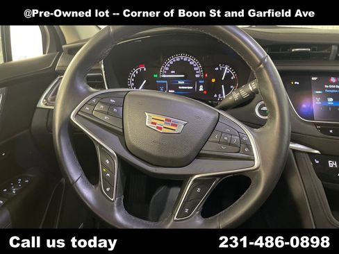 Used 2017 Cadillac XT5 Luxury w/ Driver Awareness Package AWD/4WD image 20