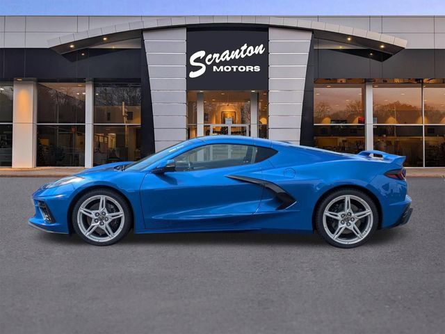Used 2023 Chevrolet Corvette Stingray Preferred Cpe w/ Z51 Performance Package RWD image 2