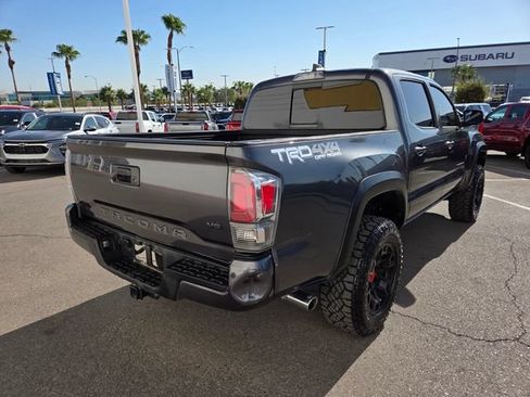 Used 2020 Toyota Tacoma TRD Off-Road w/ TRD Premium Off Road Package AWD/4WD image 7
