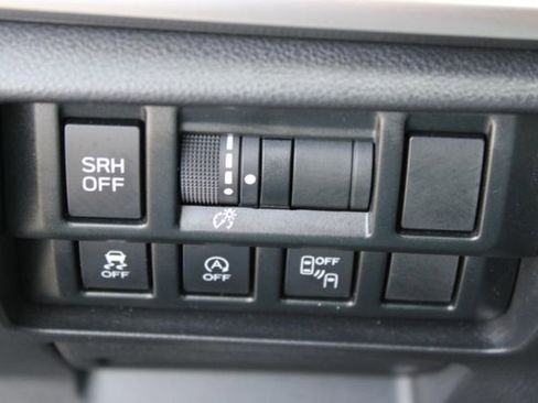 Used 2023 Subaru Crosstrek 2.5i Limited AWD/4WD image 22