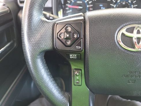 Used 2019 Toyota 4Runner TRD Off-Road AWD/4WD image 52
