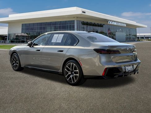 Certified 2023 BMW 740i w/ Executive Package image 8