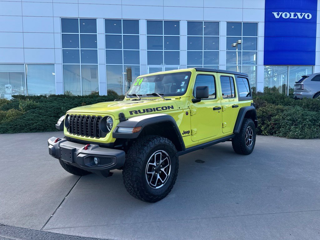 Used 2024 Jeep Wrangler Unlimited Rubicon AWD/4WD image 3