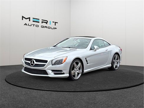 Used 2015 Mercedes-Benz SL 550 image 4