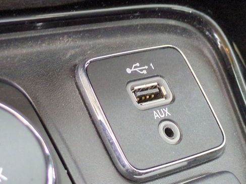 Used 2019 Jeep Compass Limited AWD/4WD image 30