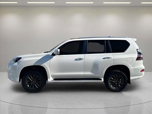 Used 2020 Lexus GX 460 Premium w/ Premium Package AWD/4WD image 2