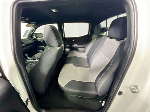 Used 2023 Toyota Tacoma TRD Sport w/ Advanced Technology Package image 28