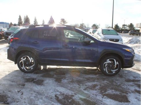 New 2026 Subaru Crosstrek 2.5i Limited w/ Crosstrek Mirror Package image 21