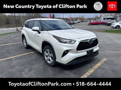 Used 2020 Toyota Highlander LE