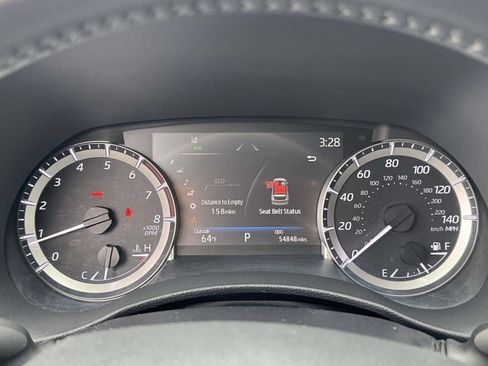 Used 2023 Toyota Highlander XLE FWD image 25
