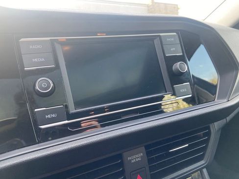 Used 2021 Volkswagen Jetta image 18