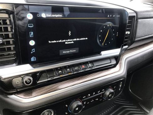 Used 2022 Chevrolet Silverado 1500 LT image 16