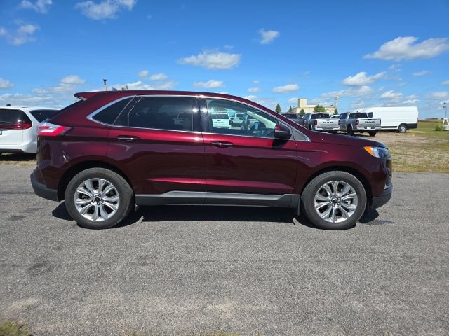 Used 2023 Ford Edge Titanium w/ Class II Trailer Tow Package AWD/4WD image 1