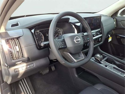 New 2026 Nissan Pathfinder SV FWD image 10