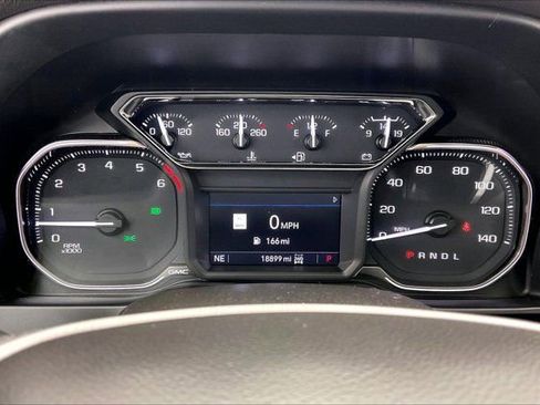 Used 2022 GMC Sierra 2500 AT4 w/ AT4 Preferred Package image 22