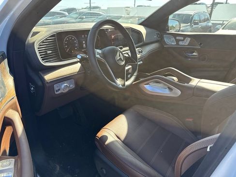 Used 2026 Mercedes-Benz GLE 450 4MATIC Coupe image 8