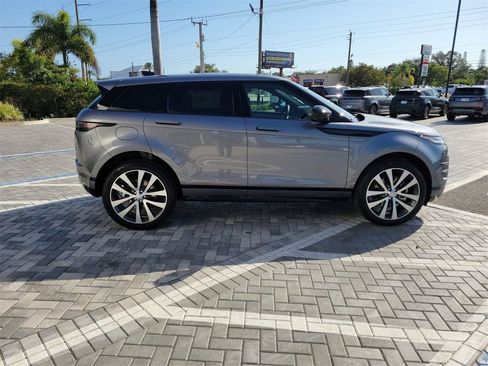 New 2026 Land Rover Range Rover Evoque Dynamic SE image 6