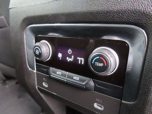 Used 2023 Chevrolet Tahoe LS AWD/4WD image 41
