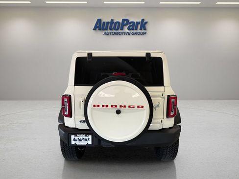 New 2026 Ford Bronco Outer Banks w/ Sasquatch Package AWD/4WD image 6