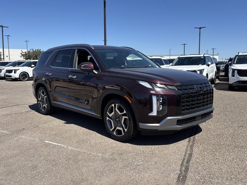 Used 2024 Hyundai Palisade Limited FWD image 7