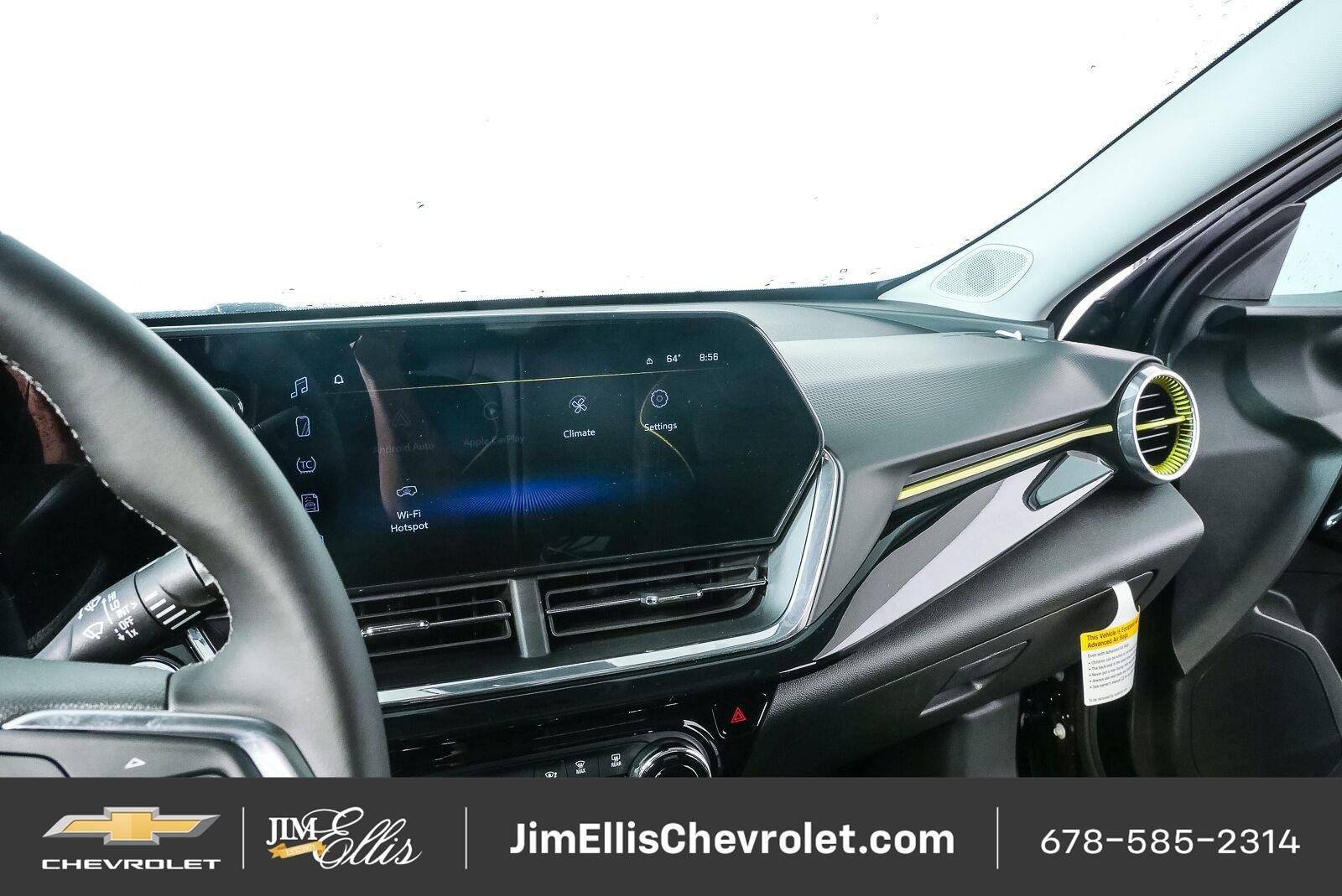 Used 2026 Chevrolet Trax ACTIV w/ Sunroof Package FWD image 12
