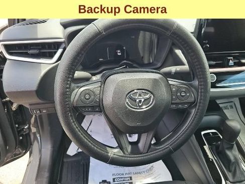 Used 2026 Toyota Corolla LE FWD image 11