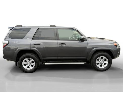 Used 2023 Toyota 4Runner SR5 image 6