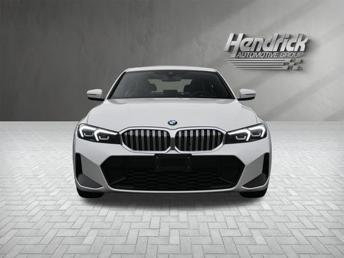 Used 2026 BMW 330i xDrive Sedan w/ M Sport Package AWD/4WD image 3
