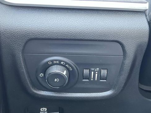 Used 2022 Jeep Grand Cherokee L Limited image 26