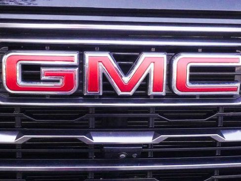 Used 2024 GMC Sierra 2500 AT4 w/ AT4 Premium Plus Package AWD/4WD image 45
