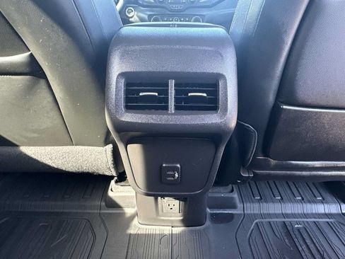 Certified 2024 GMC Terrain AT4 w/ Infotainment Package II AWD/4WD image 31