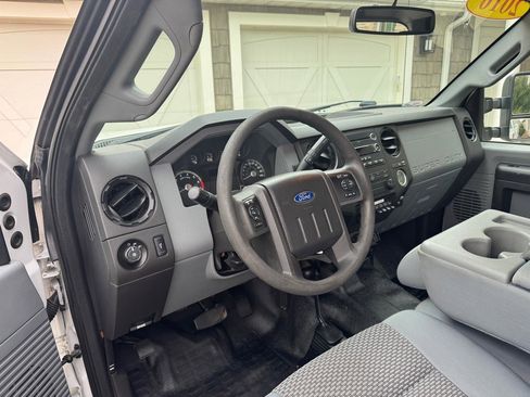 Used 2016 Ford F250 XL w/ Power Equipment Group image 13