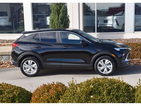Used 2026 Buick Encore GX Preferred image 3