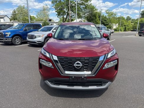 Used 2023 Nissan Rogue SV AWD/4WD image 2