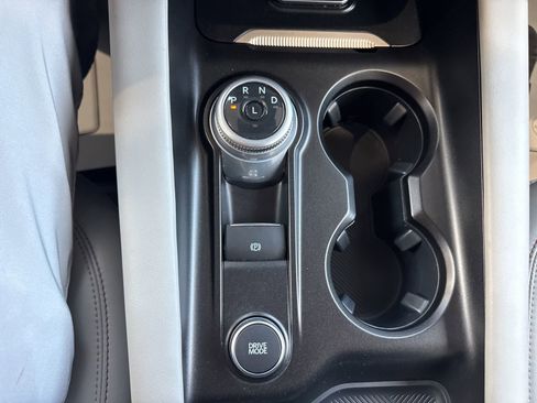 Certified 2025 Ford Explorer Active w/ Active Comfort Package AWD/4WD image 34