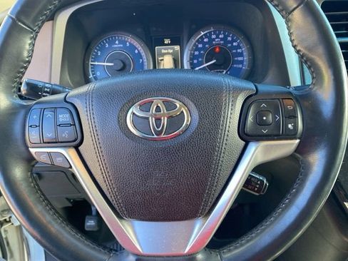 Used 2016 Toyota Sienna Limited Premium w/ Outdoor Package image 16