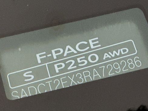 Used 2024 Jaguar F-PACE R-Dynamic S image 36