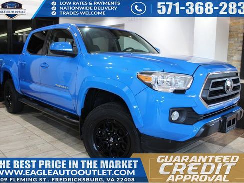 Used 2020 Toyota Tacoma SR5 AWD/4WD image 1
