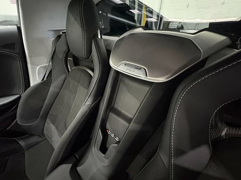 Used 2023 Chevrolet Corvette Stingray Premium Cpe w/ Battery Protection Package RWD image 37