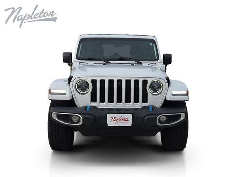 Used 2023 Jeep Wrangler Unlimited Sahara w/ Cold Weather Group AWD/4WD image 9