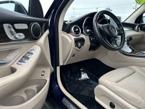 Used 2018 Mercedes-Benz GLC 300 GLC 300 image 14
