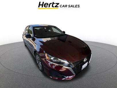 Used 2024 Nissan Altima 2.5 SV