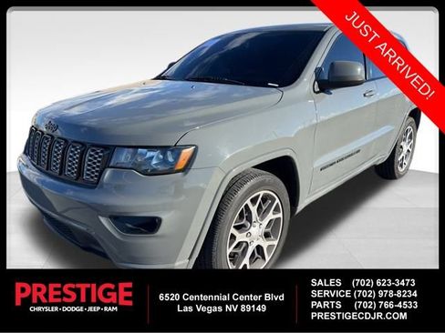 Used 2022 Jeep Grand Cherokee Laredo X image 1