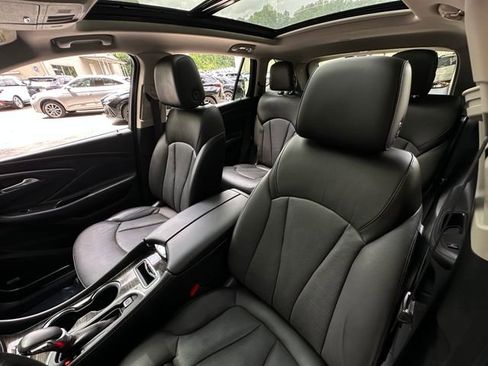 Used 2019 Buick Envision Premium w/ Driver Confidence Package image 11